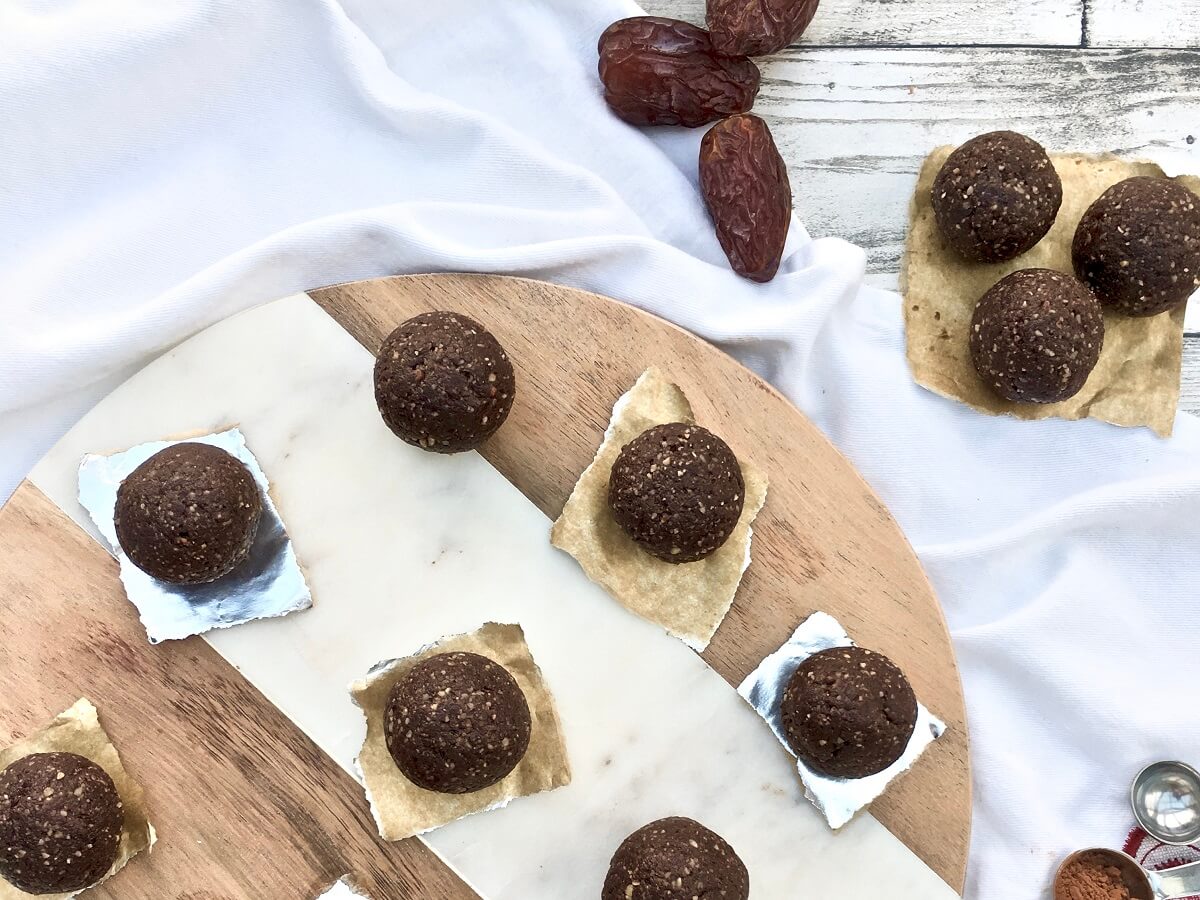 Cacao and Hazelnut Energy Balls Recipe